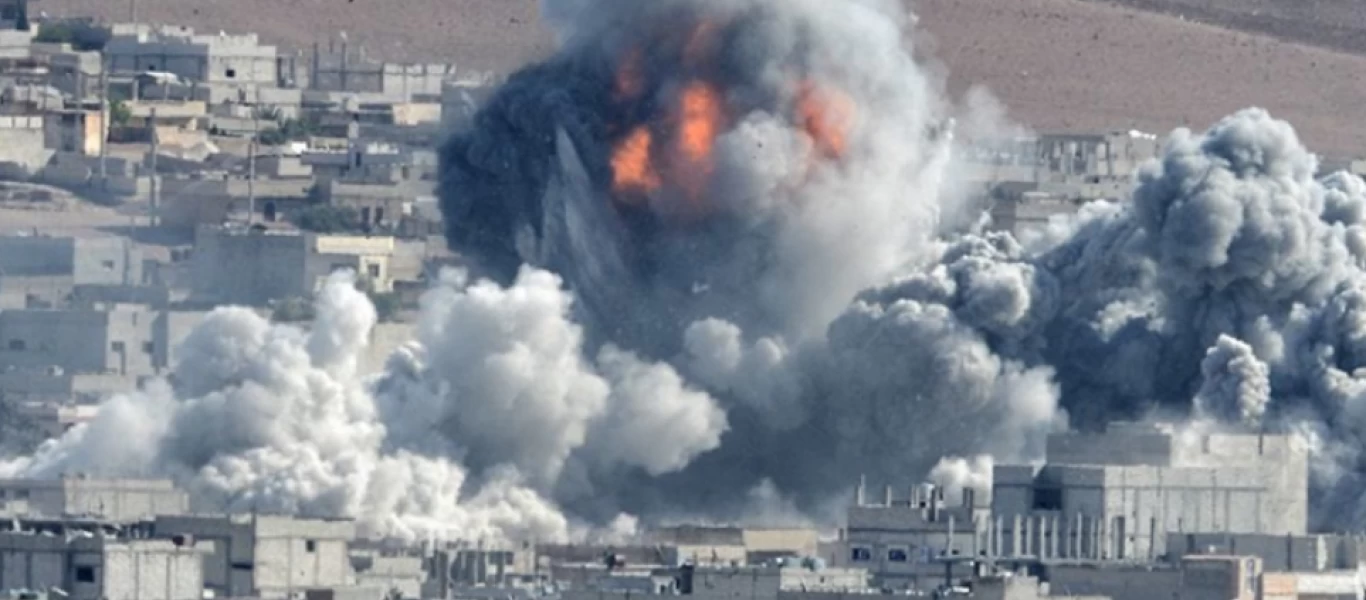 ΗΠΑ: Αεροπορικά πλήγματα σε εγκαταστάσεις παραστρατιωτικών στη Συρία - 17 νεκροί (φωτο)